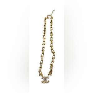 Elegant Gold-tone Hardware Chain Necklace